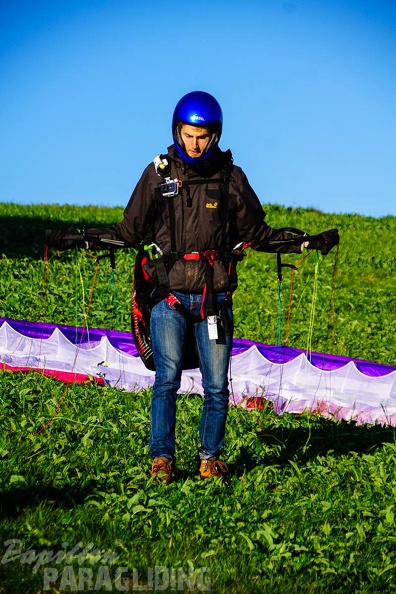 RK21.17_Paragliding-470.jpg