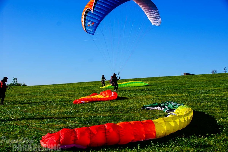 RK21.17_Paragliding-516.jpg