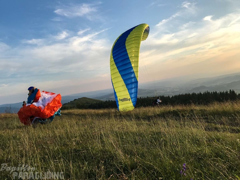RK26.17 Paragliding-172