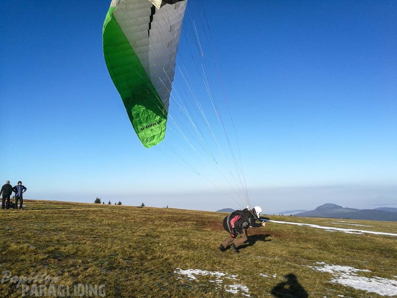 RS5.18 Paragliding-113
