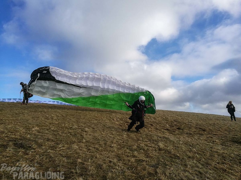 RS5.18 Paragliding-138