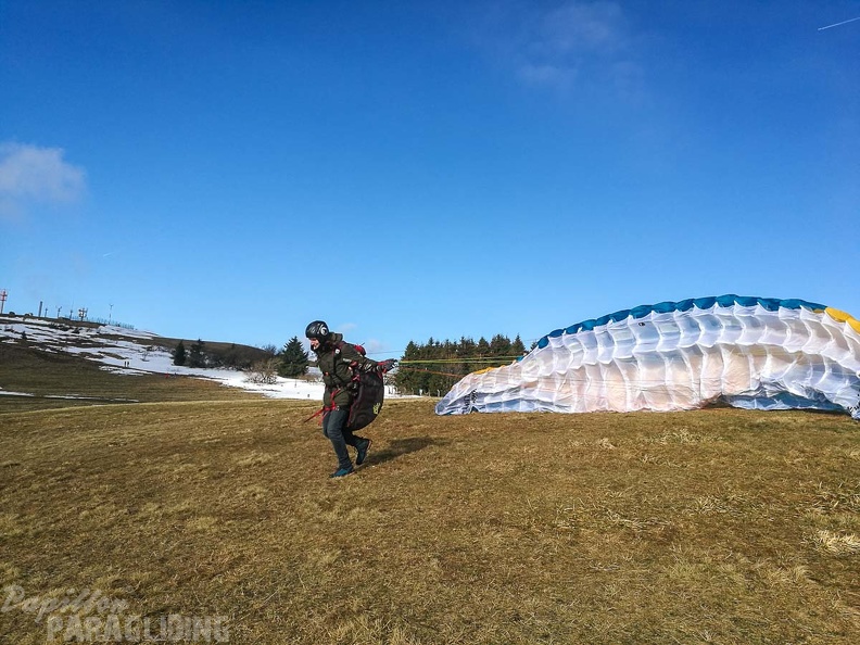 RS5.18 Paragliding-146