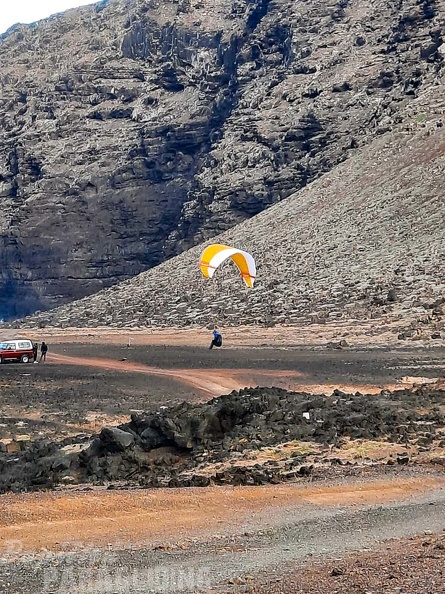 fla10.22-lanzarote-paragliding-112.jpg