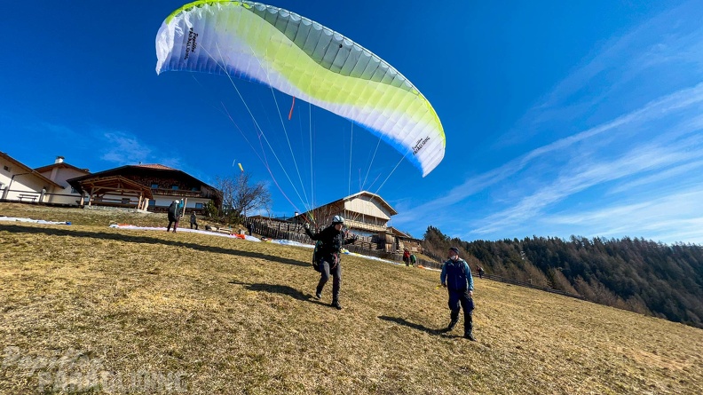 dh11.22-luesen-paragliding-169.jpg