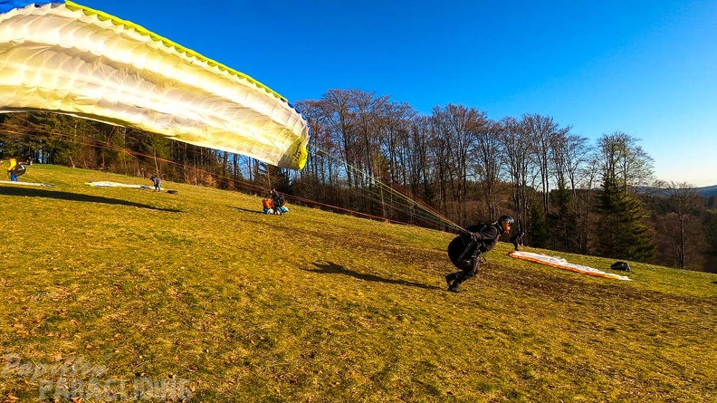 ek16.22-sauerland-paragliding-126