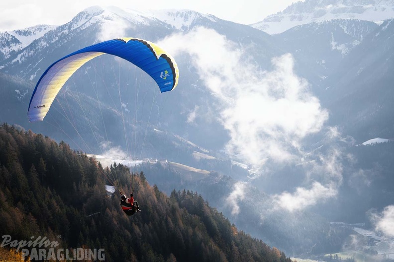 DH1.23-Luesen-Paragliding-113.jpg