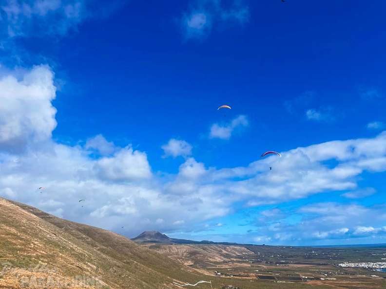 FLA7.23-lazarote-paragliding-121