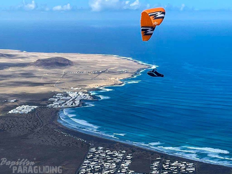 fla8.23-lanzarote-paragliding-landscape-109.jpg