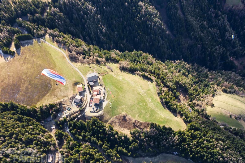 DH14.23-Luesen-Paragliding-127.jpg