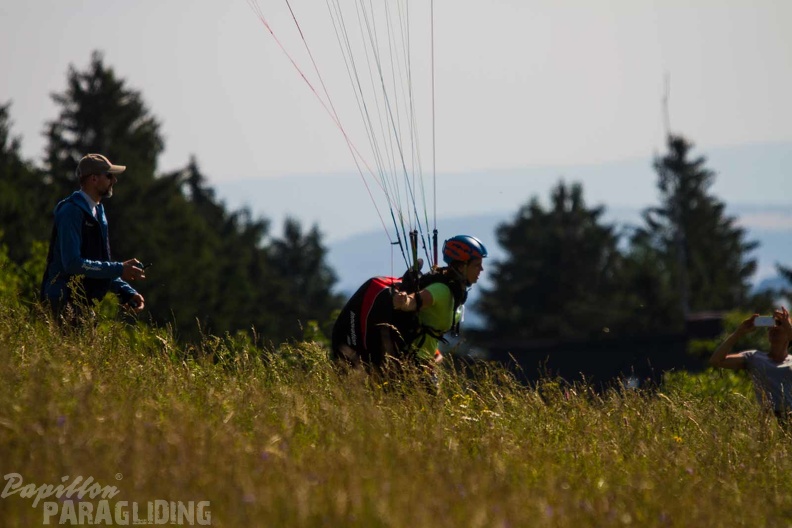 wasserkuppe-paragliding-suedhang-23-06-25.jpg-126