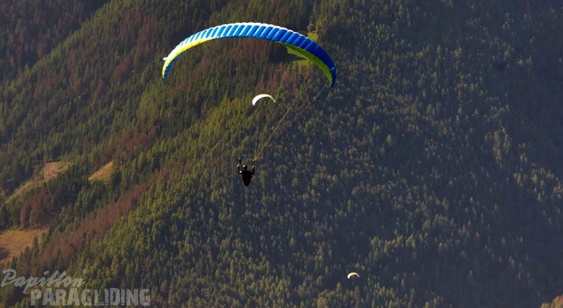 dh32.23-luesen-paragliding-268.jpg