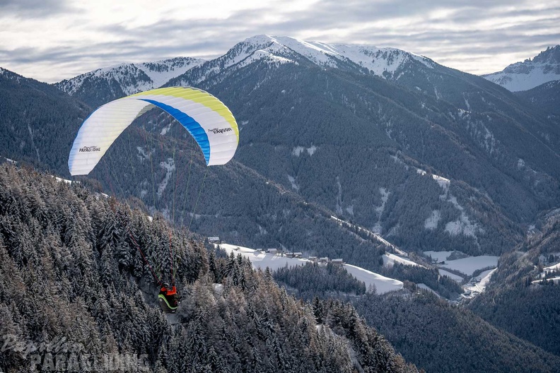 DH1.24-Luesen-Paragliding-Neujahr-110.jpg
