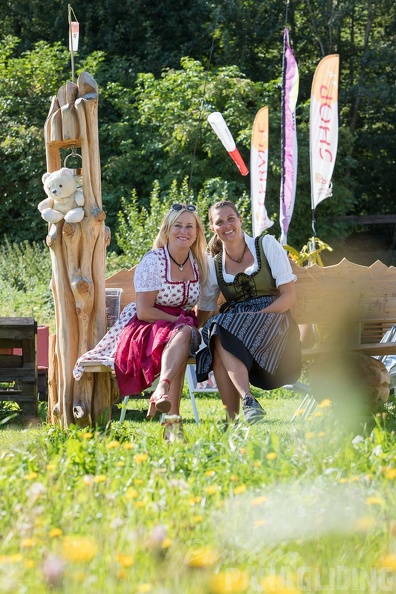 5.Dirndl und Lederhosenfliegen Stubai-169