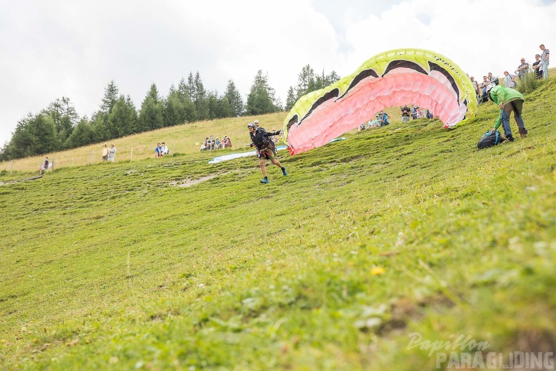 5.Dirndl und Lederhosenfliegen Stubai-193