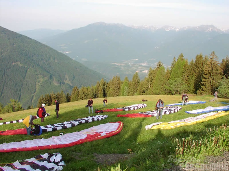 2003_D07.03_Paragliding_Luesen_008.jpg