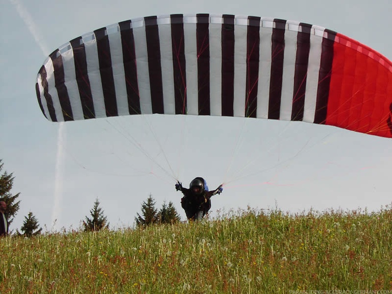 2003_D07.03_Paragliding_Luesen_030.jpg