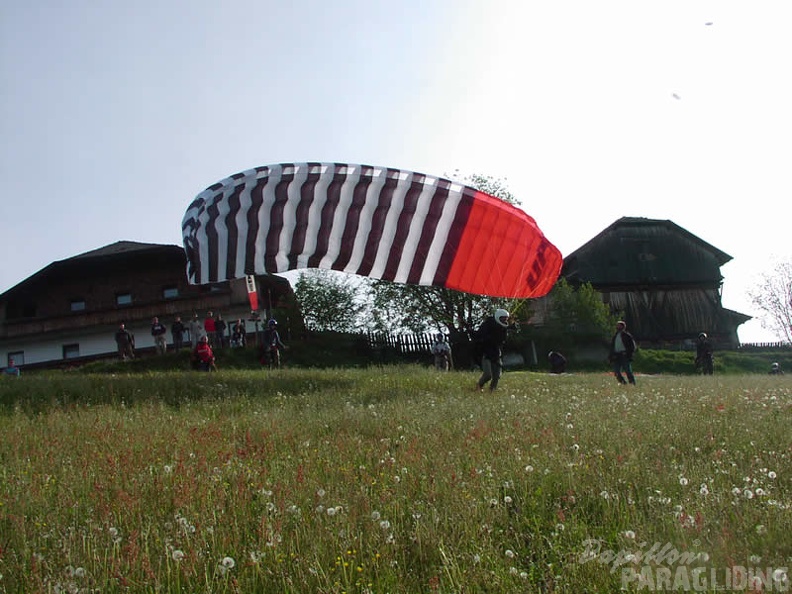 2003 D07.03 Paragliding Luesen 033