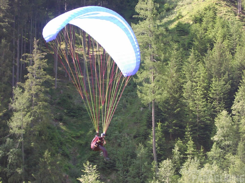 2003 D07.03 Paragliding Luesen 034