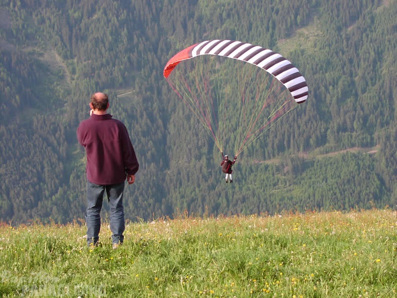 2003 D07.03 Paragliding Luesen 037