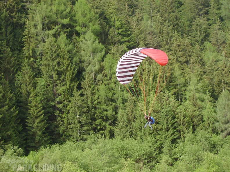 2003 D07.03 Paragliding Luesen 057
