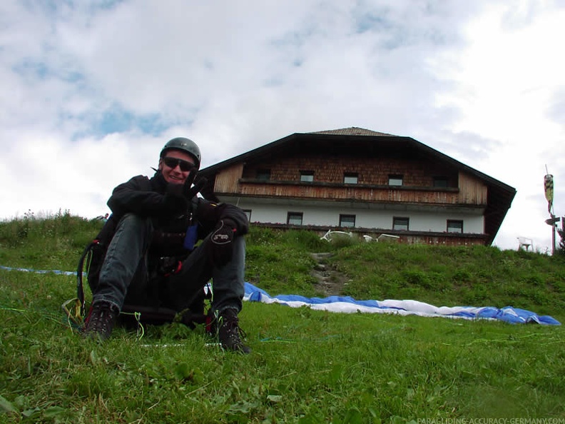 2003_D09.03_Paragliding_Luesen_013.jpg