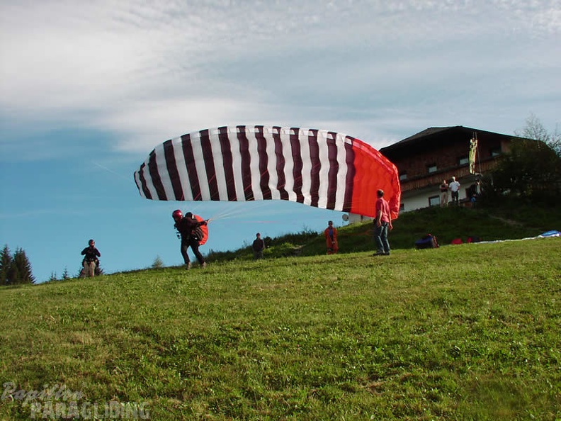2003 D09.03 Paragliding Luesen 062