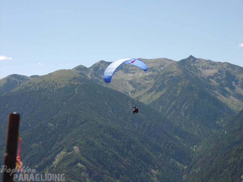 2003 D09.03 Paragliding Luesen 065