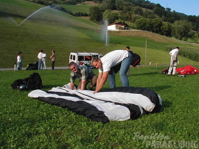 2003 D13.Bernd Paragliding Luesen 014