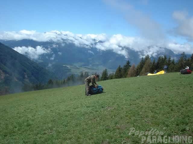 2003_SF2.03_Paragliding_017.jpg