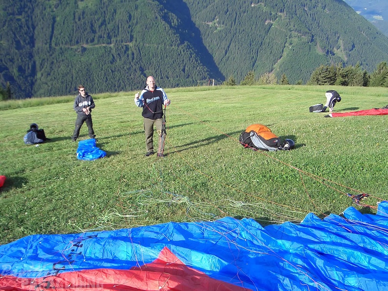 2005 D11.05 Paragliding Luesen 013
