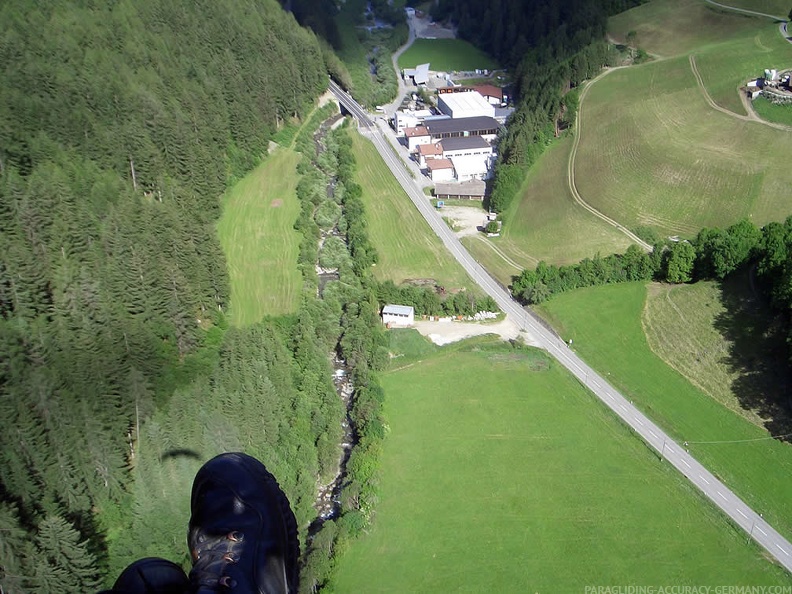 2005 D11.05 Paragliding Luesen 037