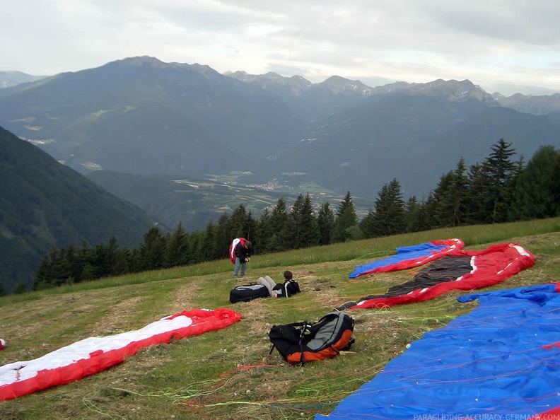 2005 D11.05 Paragliding Luesen 046