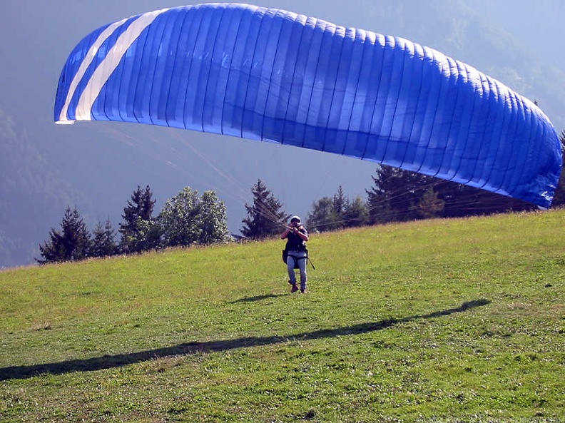 2005 D17.05 Paragliding Luesen 004