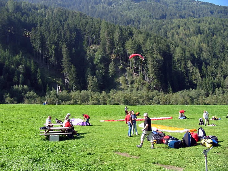 2005 D17.05 Paragliding Luesen 009