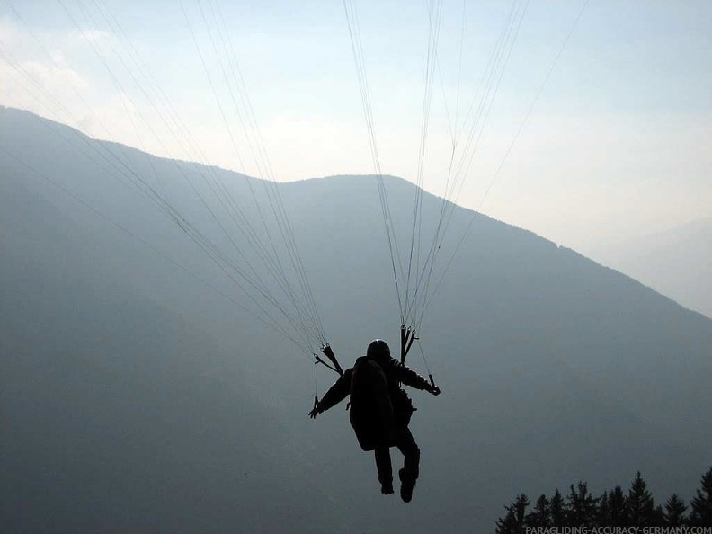 2005_D20.05_Paragliding_Luesen_010.jpg