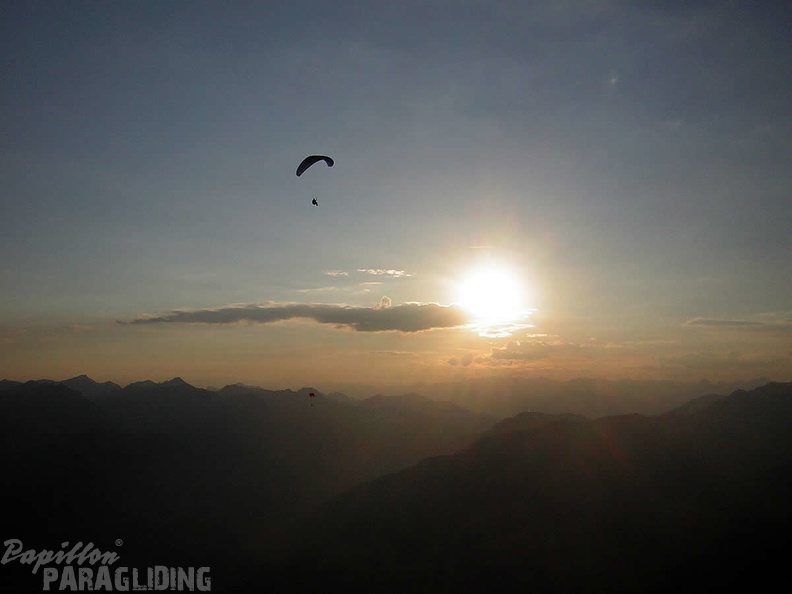 2005 D5.05 Paragliding 028