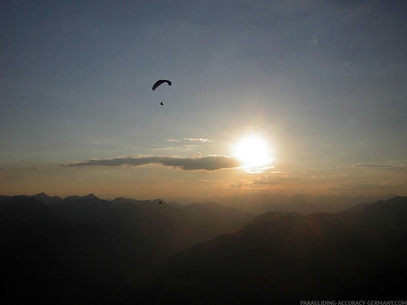 2005 D5.05 Paragliding 028