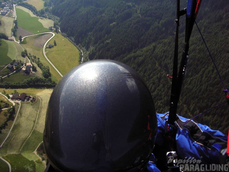 2005_D5.05_Paragliding_049.jpg