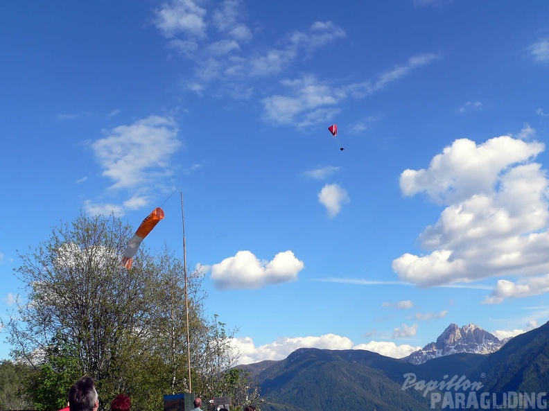 2005 D5.05 Paragliding 128