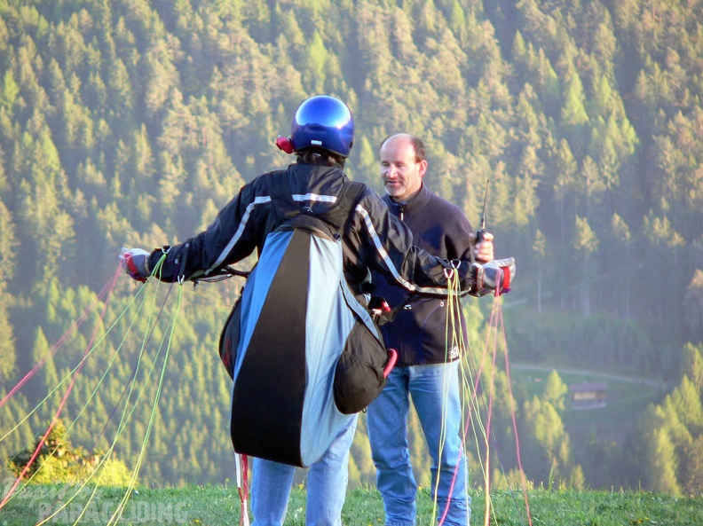 2005 D5.05 Paragliding 148