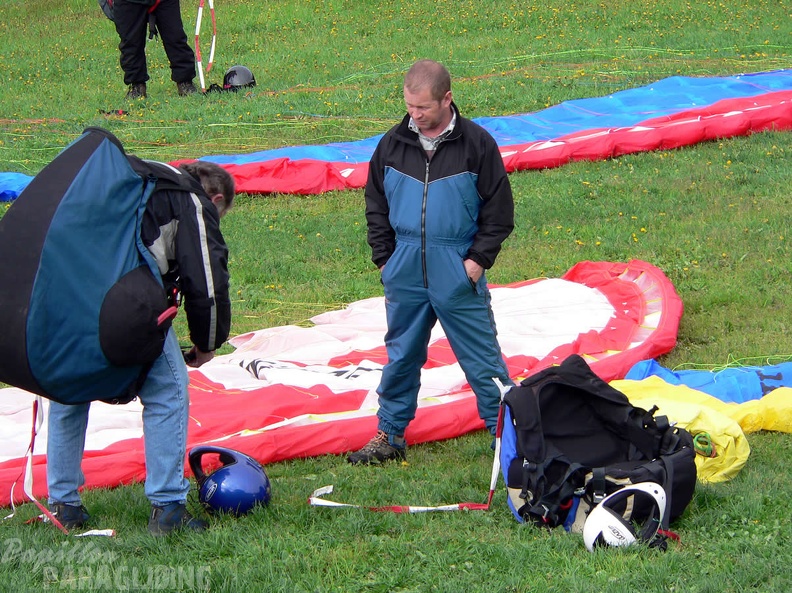 2005 D5.05 Paragliding 165