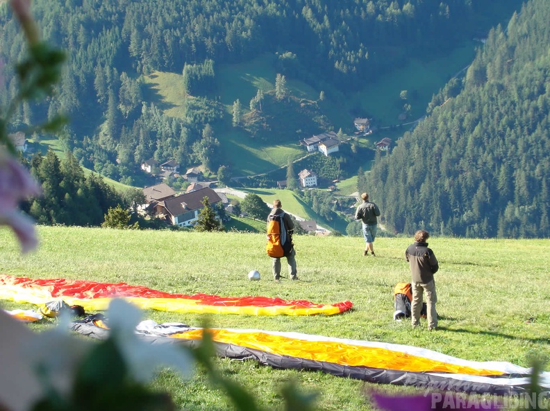 2009_DH18.09_Tulperhof_Gleitschirm_047.jpg