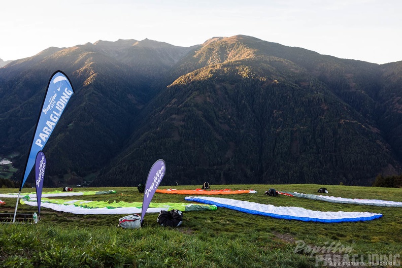 jeschke_paragliding-43.jpg