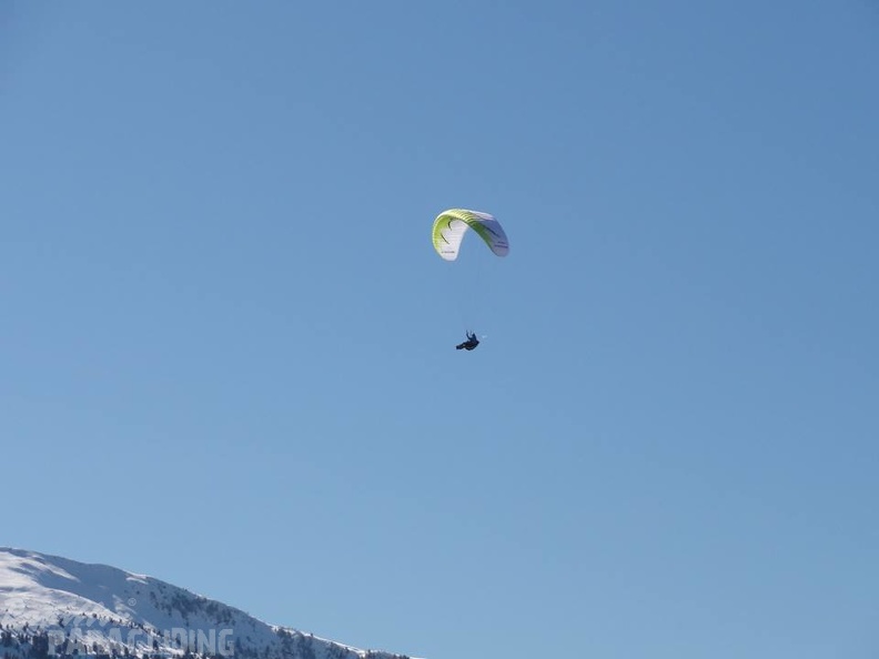 DH10_15_Luesen_Paragliding_25.jpg