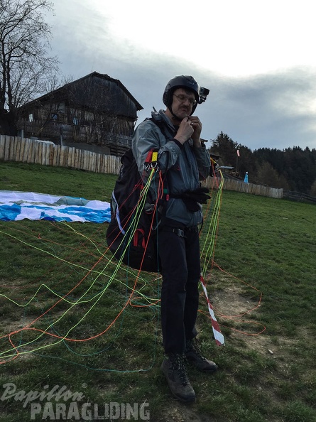 DH17_15_Luesen-Paragliding-373.jpg