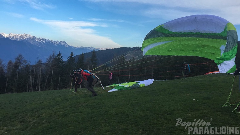 DH17_15_Luesen-Paragliding-387.jpg