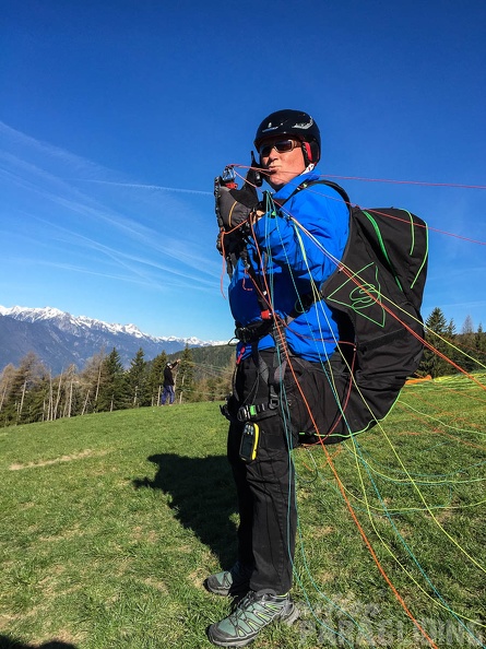 DH17 15 Luesen-Paragliding-627