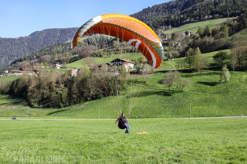 DH18_15_Luesen-Paragliding-228.jpg