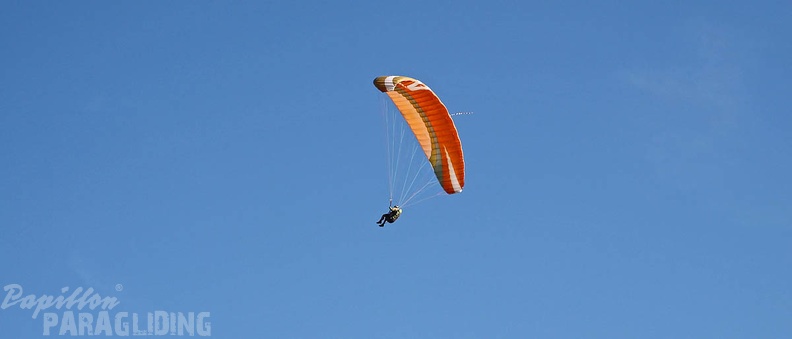 DH18 15 Luesen-Paragliding-268