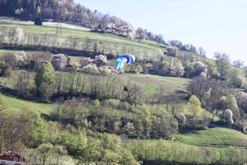 DH18_15_Luesen-Paragliding-338.jpg